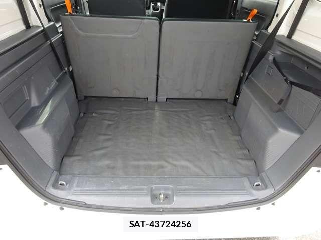 Honda N-VAN 2018-10 1872467-9
