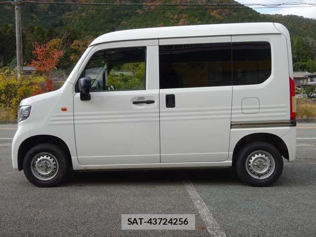 Honda N-VAN 2018-10 1872467-7