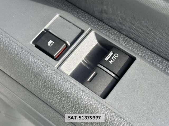 Honda N-VAN 2025-11 2352103-14
