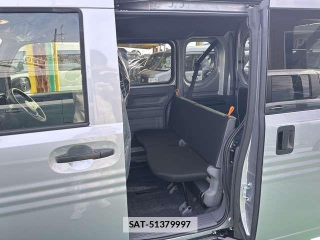 Honda N-VAN 2025-11 2352103-5
