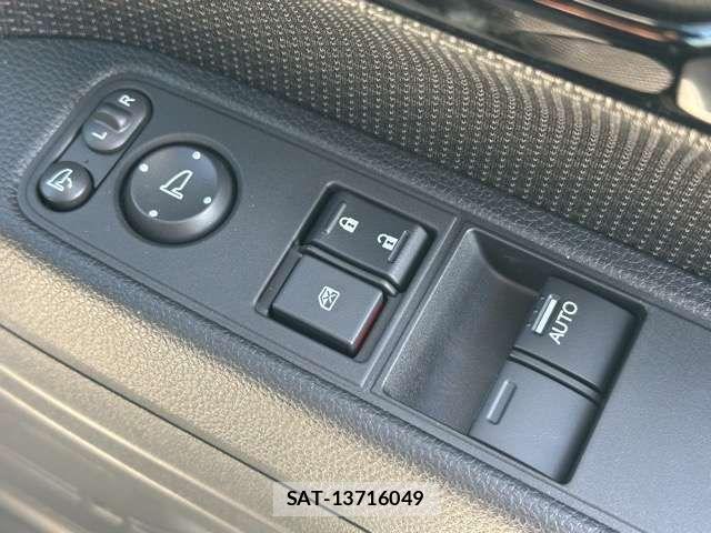Honda N-VAN 2025-10 2965233-14