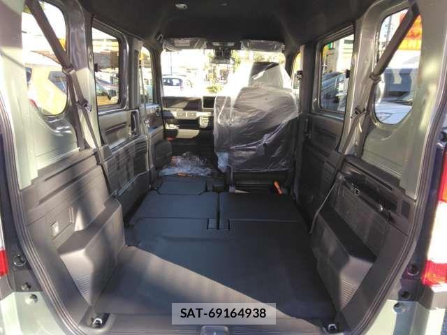 Honda N-VAN 2025-12 3382414-15