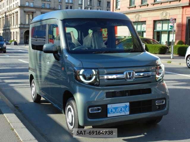 Honda N-VAN 2025-12 3382414-5