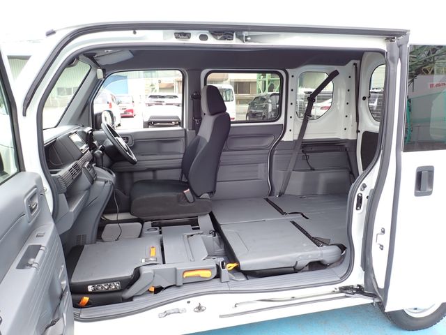 Honda N-VAN 2020-12 3679114-15