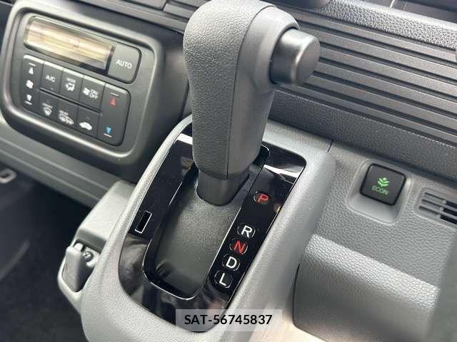 Honda N-VAN 2025-12 5874794-18
