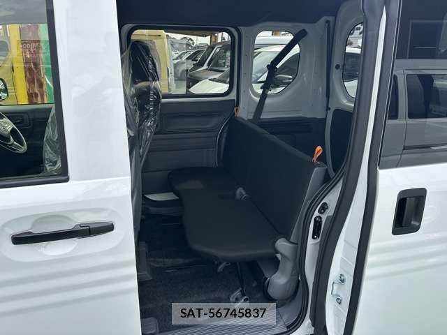 Honda N-VAN 2025-12 5874794-6