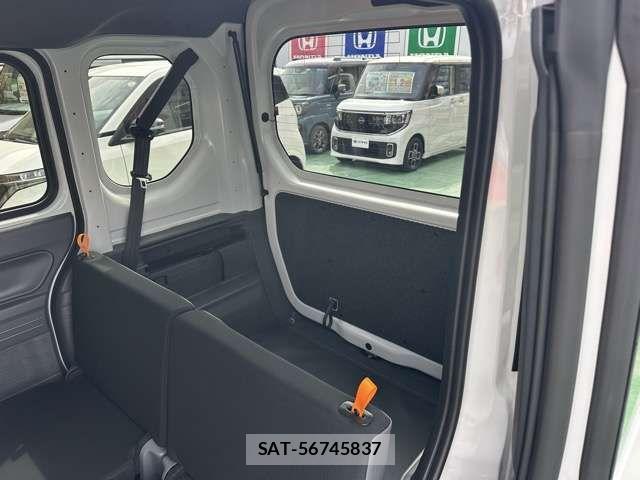 Honda N-VAN 2025-12 5874794-7