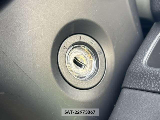 Honda N-VAN 2025-10 6015406-17