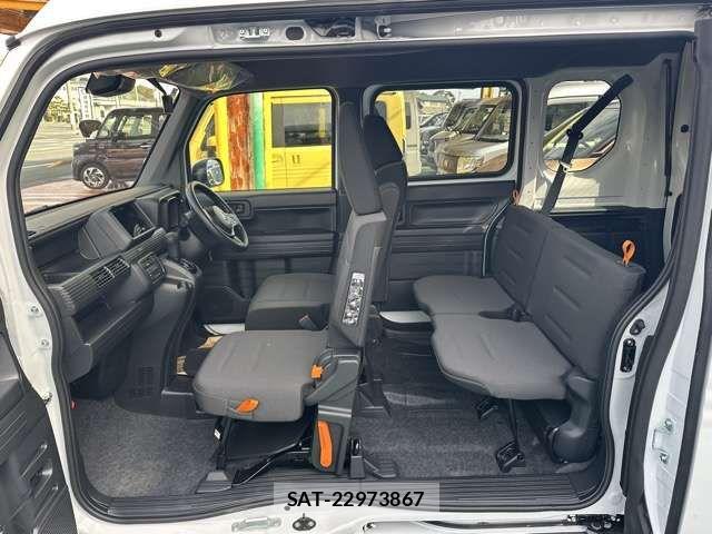 Honda N-VAN 2025-10 6015406-5