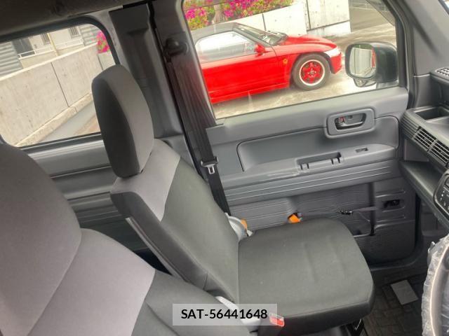 Honda N-VAN 2022-03 6613955-9