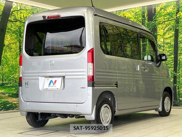 Honda N-VAN 2024-06 7217137-16