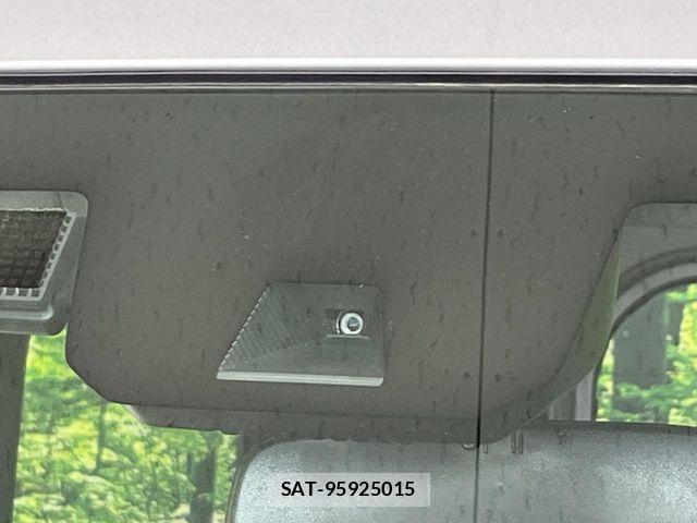 Honda N-VAN 2024-06 7217137-4