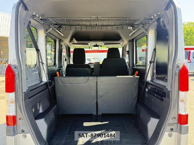 Honda N-VAN 2020-01 7251826-13