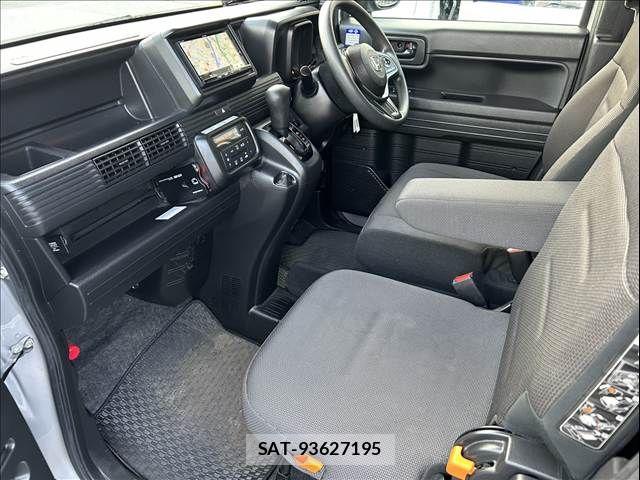 Honda N-VAN 2020-05 7456556-10