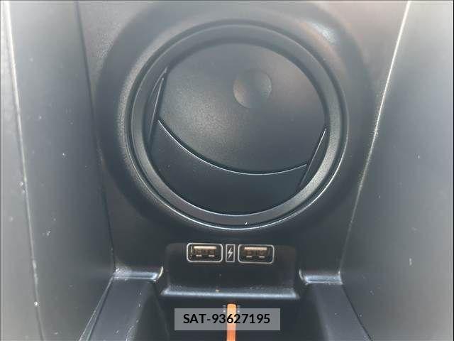 Honda N-VAN 2020-05 7456556-21