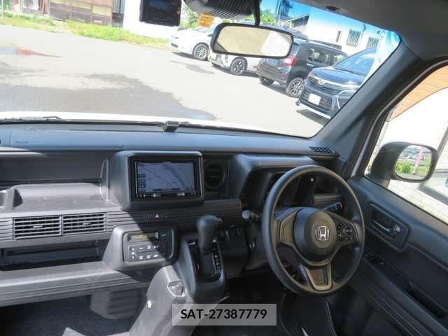 Honda N-VAN 2019-06 7456559-7