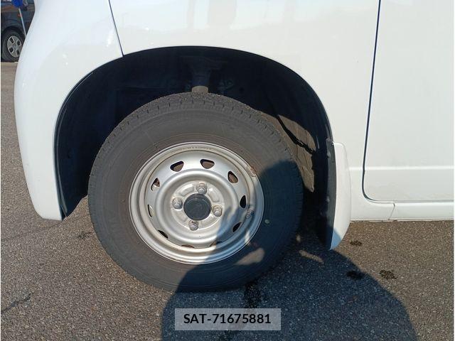 Honda N-VAN 2023-02 7619003-17