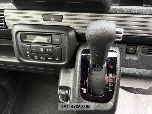 Honda N-VAN 2025-09 7619002-8