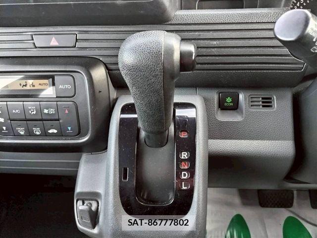 Honda N-VAN 2019-09 7726870-26