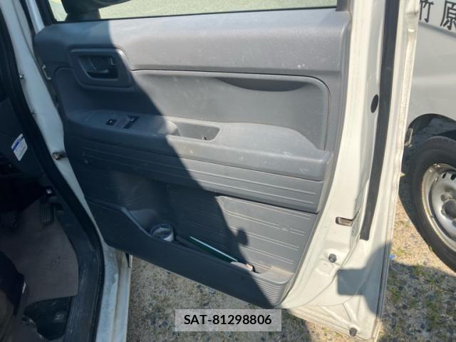 Honda N-VAN 2018-11 7787944-13