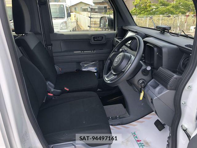 Honda N-VAN 2021-08 7980448-9