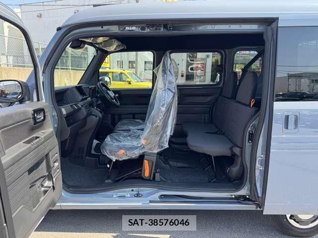 Honda N-VAN 2026-06 8075021-9