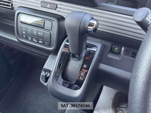 Honda N-VAN 2026-06 8075021-13