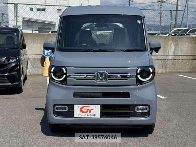 Honda N-VAN 2026-06 8075021-2