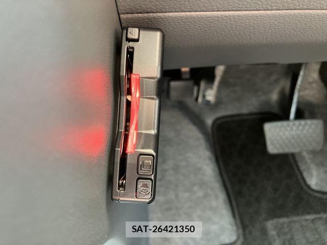 Honda N-VAN 2025-12 8101026-21