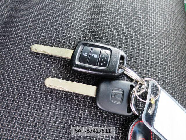 Honda N-VAN 2019-05 8246248-21