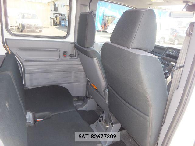 Honda N-VAN 2019-11 8337275-15