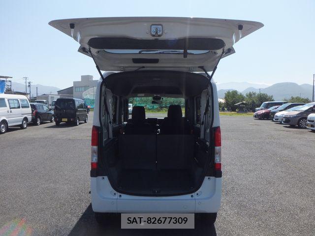 Honda N-VAN 2019-11 8337275-8