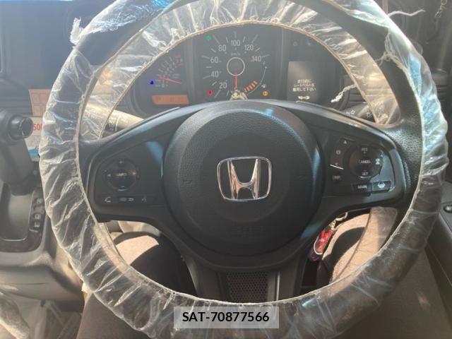 Honda N-VAN 2020-08 8372001-13