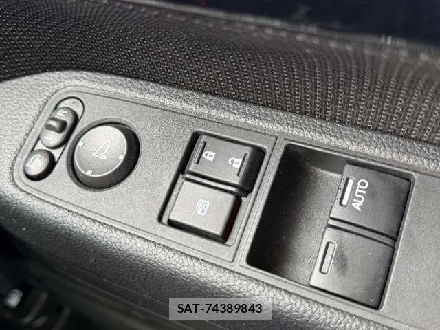 Honda N-VAN 2025-04 8414169-16