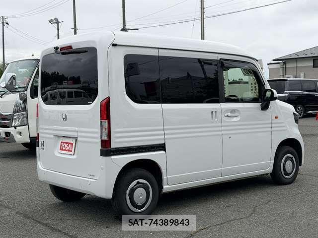 Honda N-VAN 2025-04 8414169-4