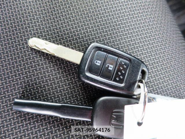 Honda N-VAN 2020-03 8526432-20