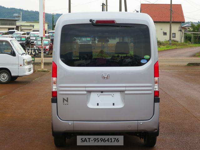 Honda N-VAN 2020-03 8526432-3