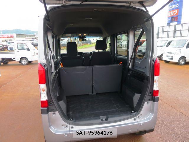 Honda N-VAN 2020-03 8526432-7