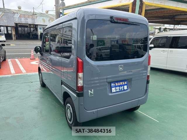Honda N-VAN 2026-07 8563079-3