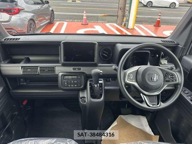 Honda N-VAN 2026-07 8563079-6