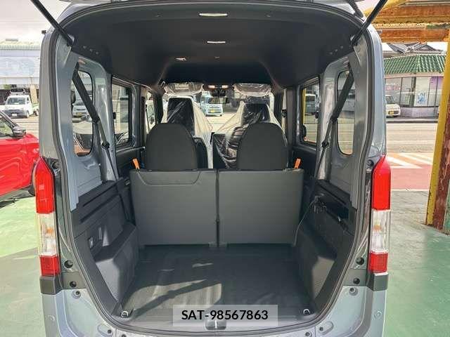 Honda N-VAN 2026-07 8563078-10