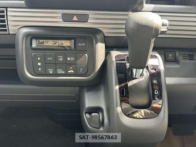 Honda N-VAN 2026-07 8563078-17