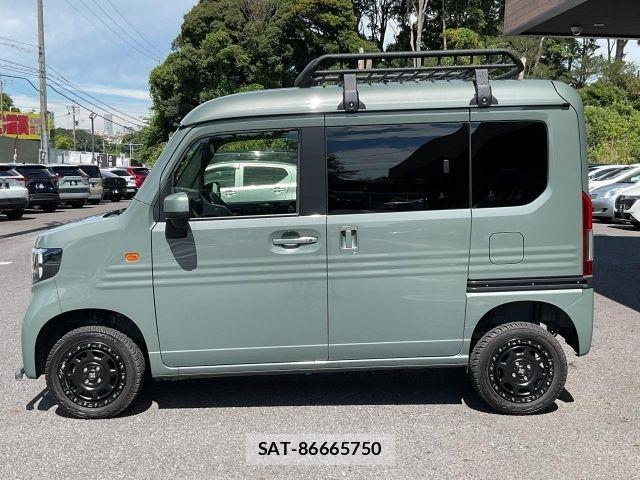 Honda N-VAN 2025-05 8660853-15