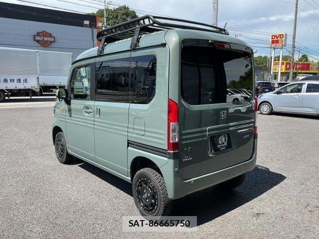 Honda N-VAN 2025-05 8660853-17