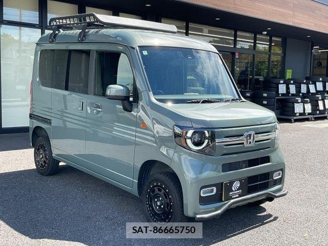 Honda N-VAN 2025-05 8660853-6