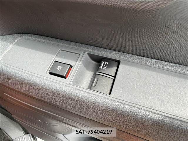 Honda N-VAN 2022-07 8744999-21