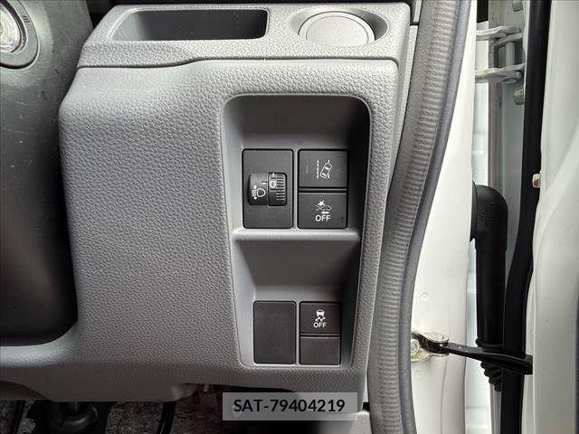 Honda N-VAN 2022-07 8744999-6