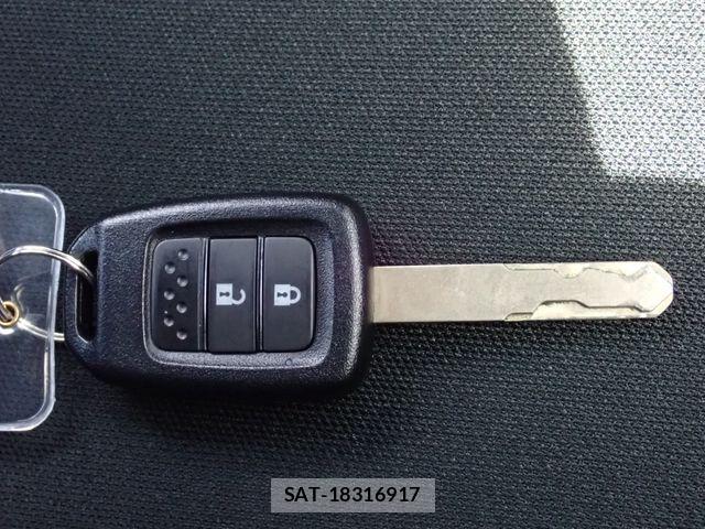 Honda N-VAN 2024-01 8871770-18