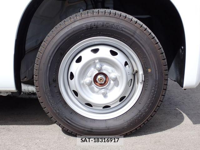 Honda N-VAN 2024-01 8871770-19