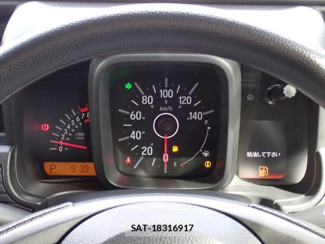 Honda N-VAN 2024-01 8871770-5
